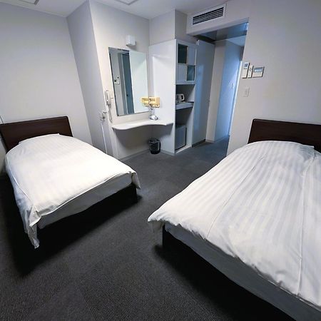 The Shin-Okubo International Hotel Tokyo Bagian luar foto