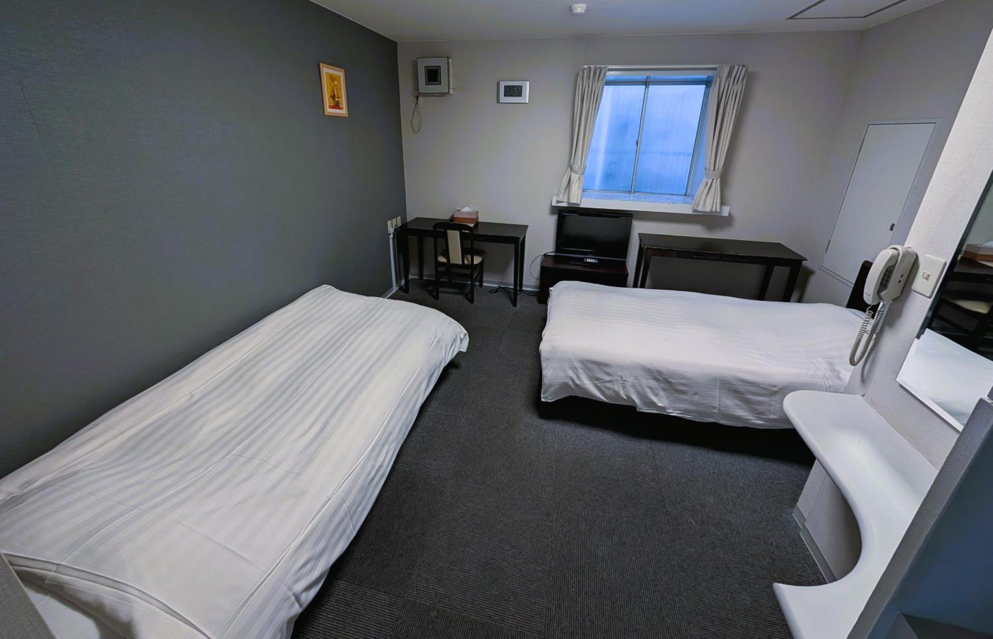The Shin-Okubo International Hotel Tokyo Bagian luar foto