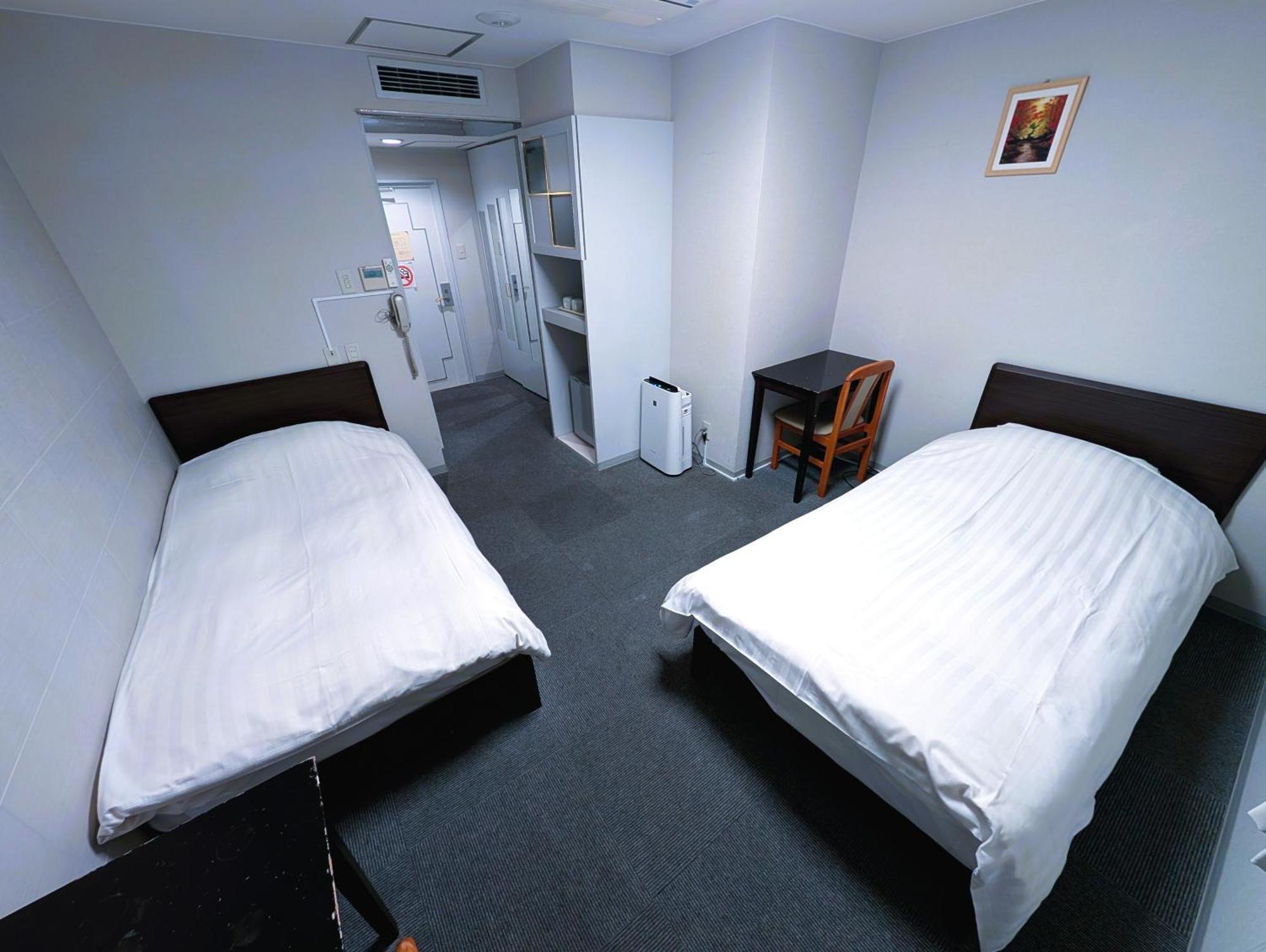 The Shin-Okubo International Hotel Tokyo Bagian luar foto