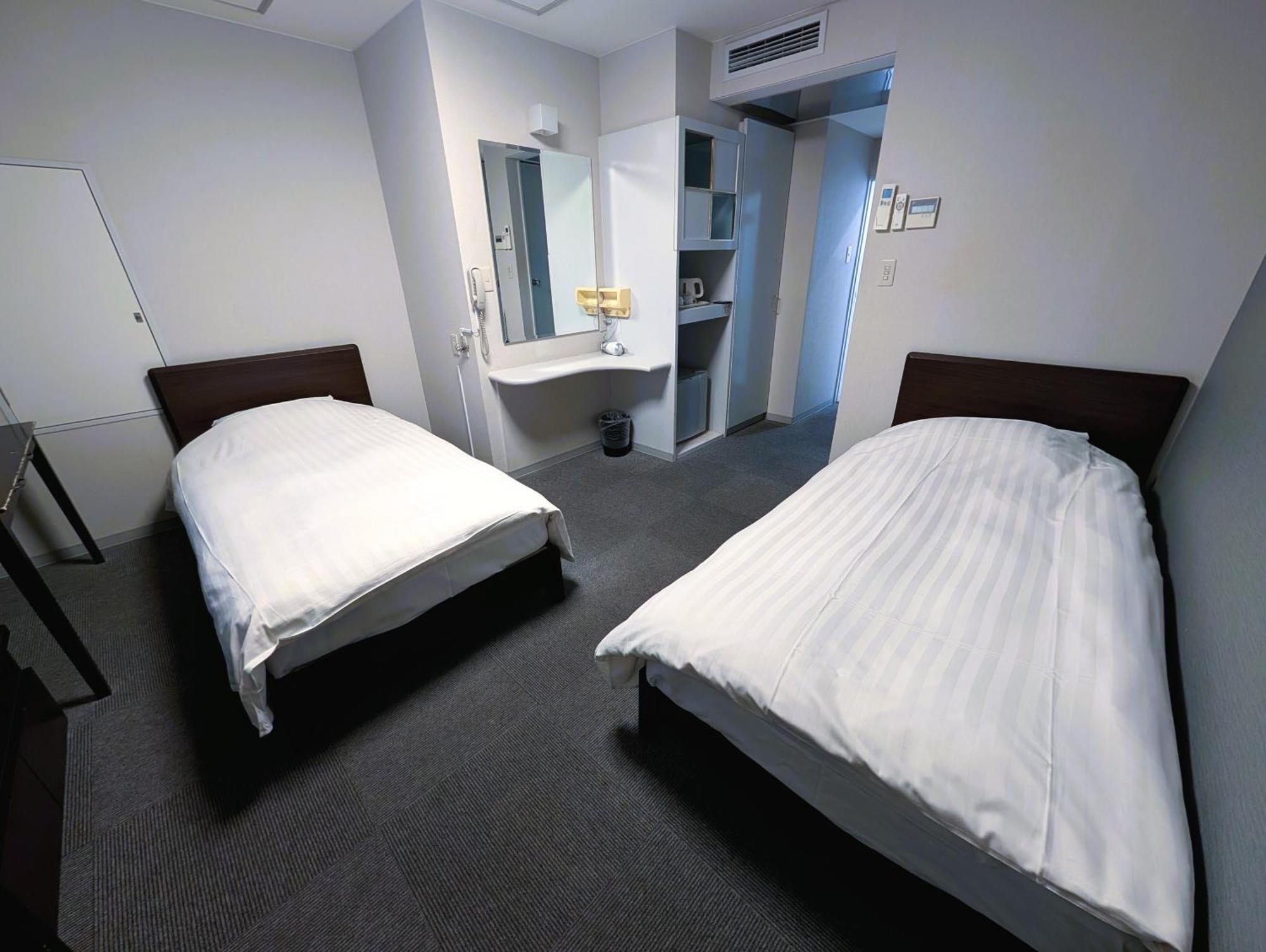 The Shin-Okubo International Hotel Tokyo Bagian luar foto