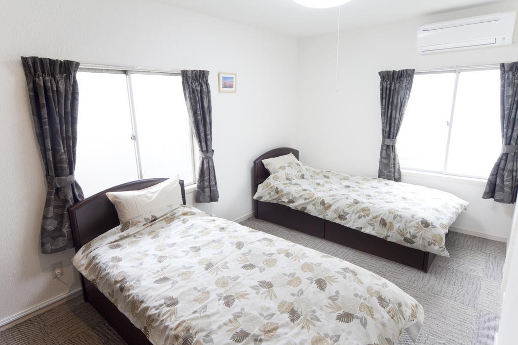 The Shin-Okubo International Hotel Tokyo Bagian luar foto